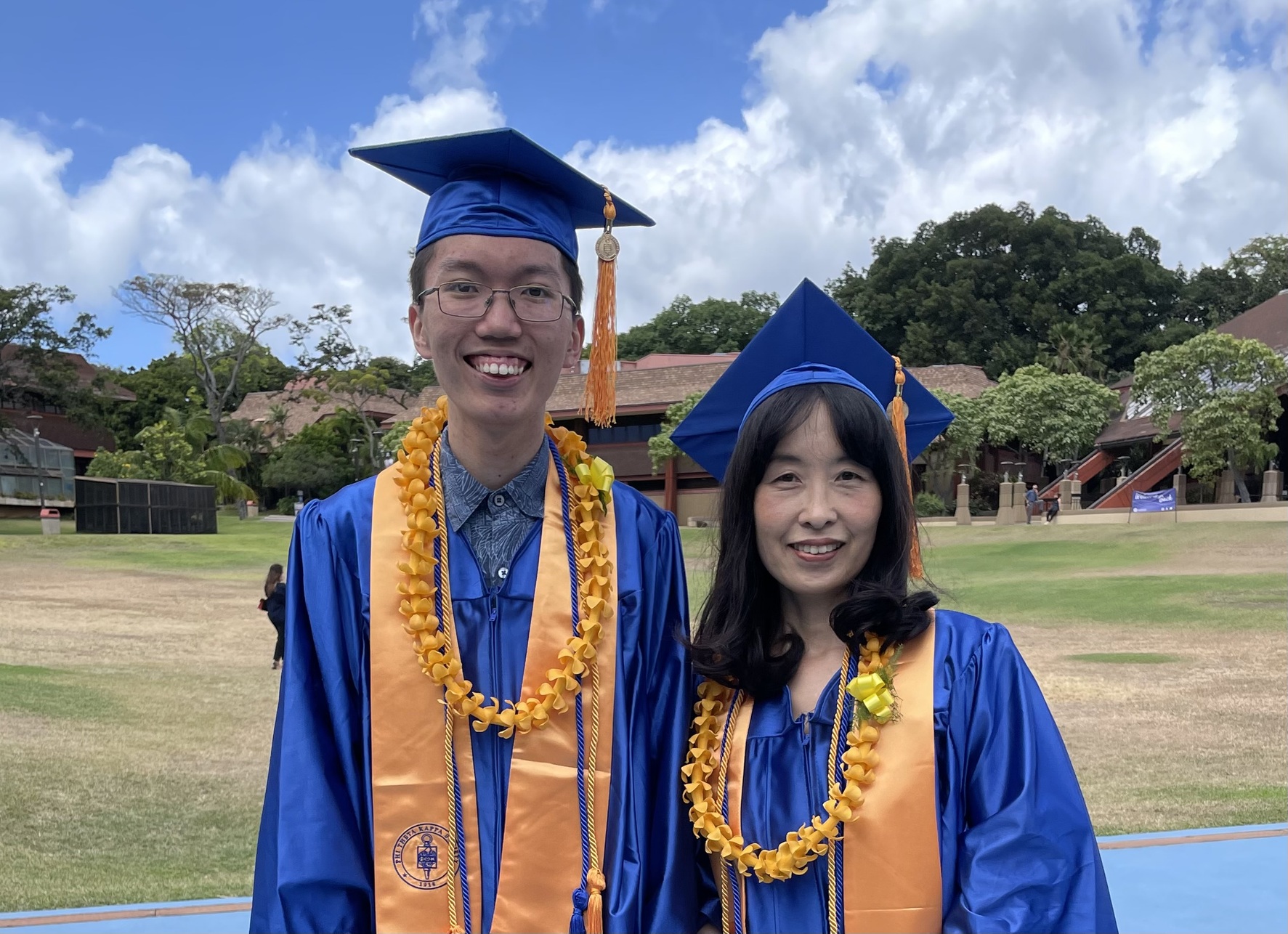 Agbayani family enjoying year together at 'Iolani – Hawaii Prep World