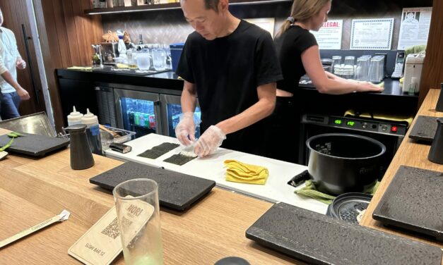 Nori Bar Hawaii Offers Refershing Take On Sushi